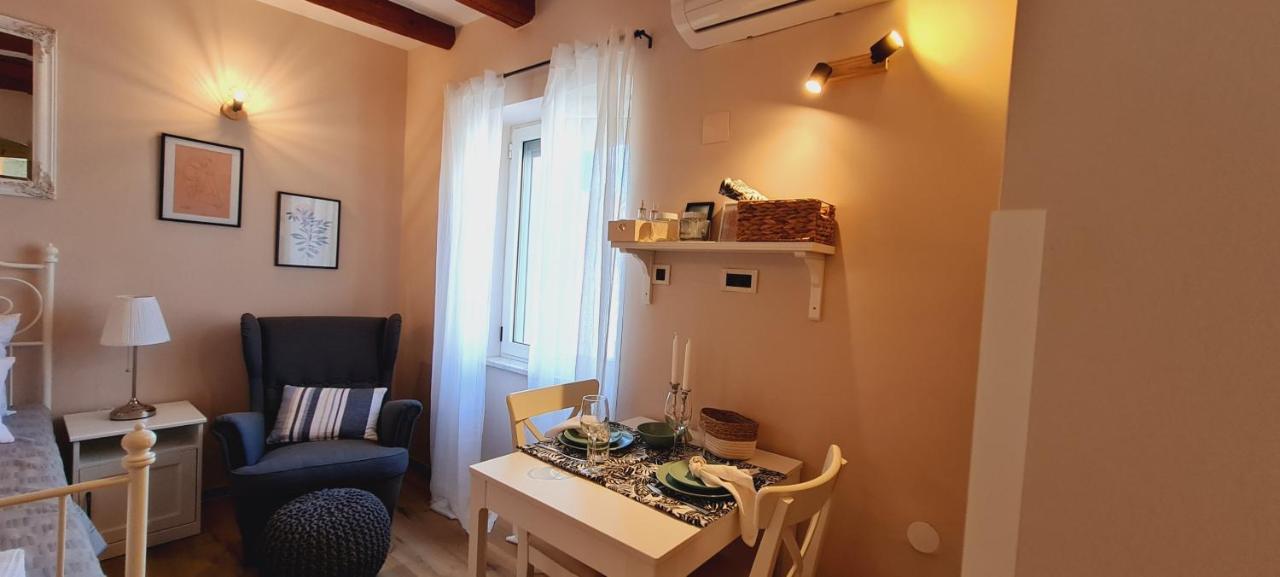 Studio Malu * Pula